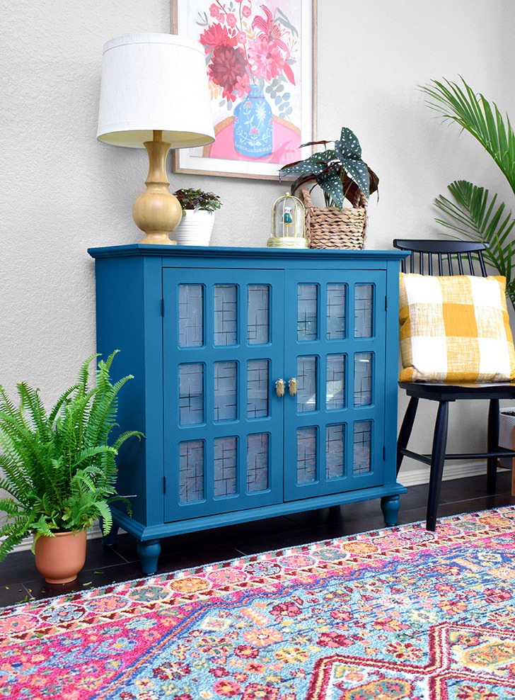 How to Flawlessly Spray Paint Furniture